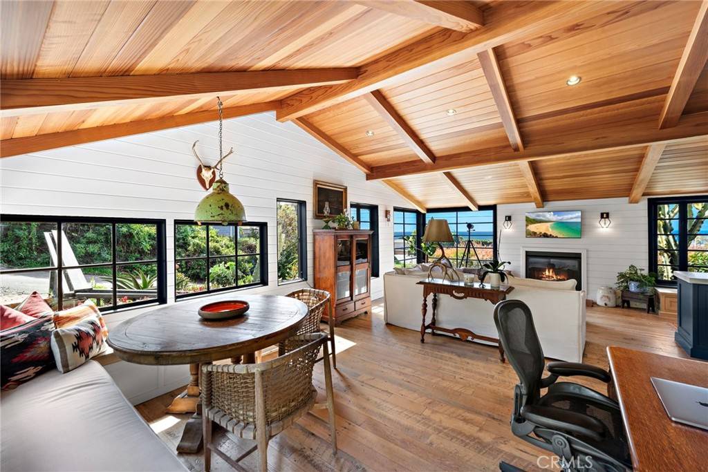 Laguna Beach, CA 92651,31793 5th AVE
