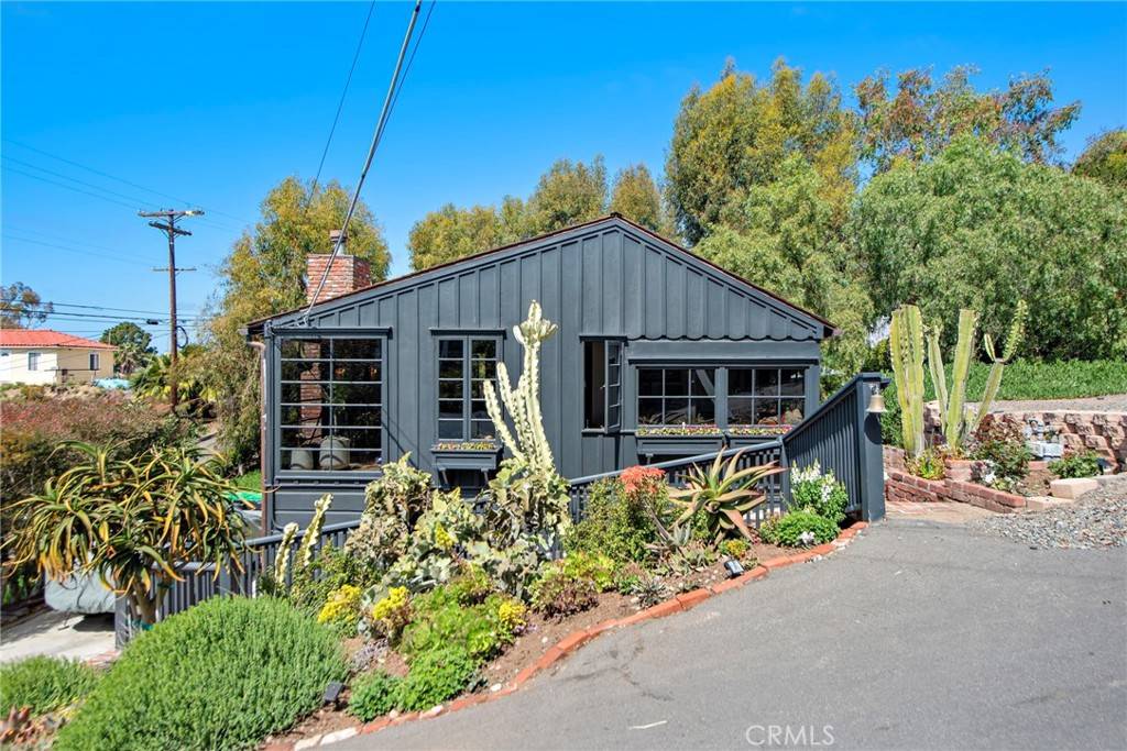 Laguna Beach, CA 92651,31793 5th AVE