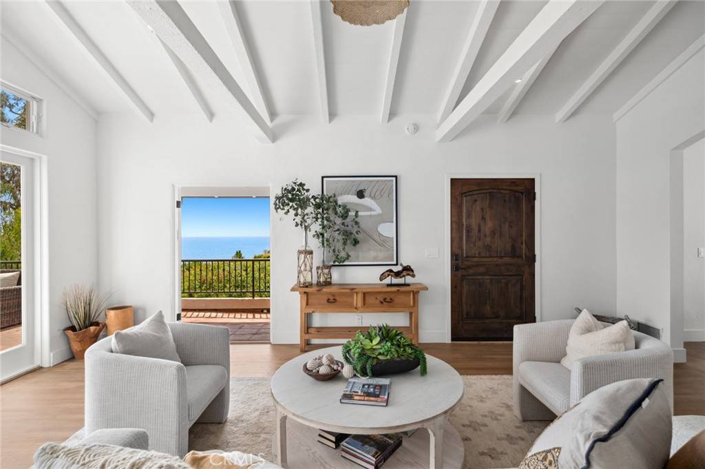 Laguna Beach, CA 92651,31402 Ocean View ST
