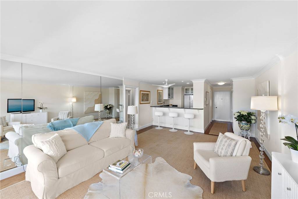 Laguna Beach, CA 92651,234 Cliff DR #4