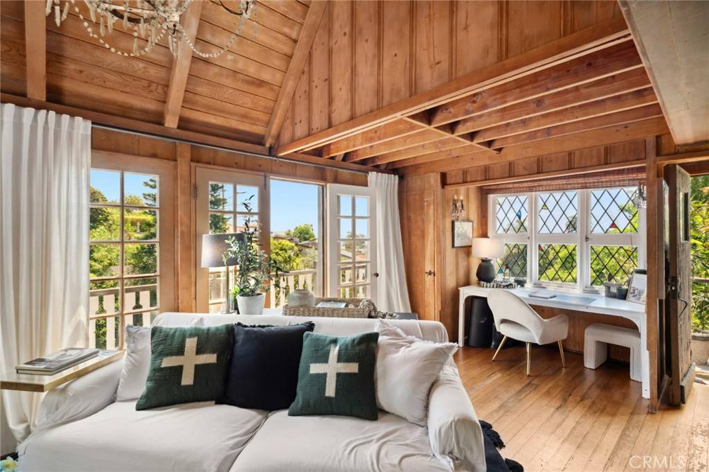 Laguna Beach, CA 92651,680 Virginia Park Drive