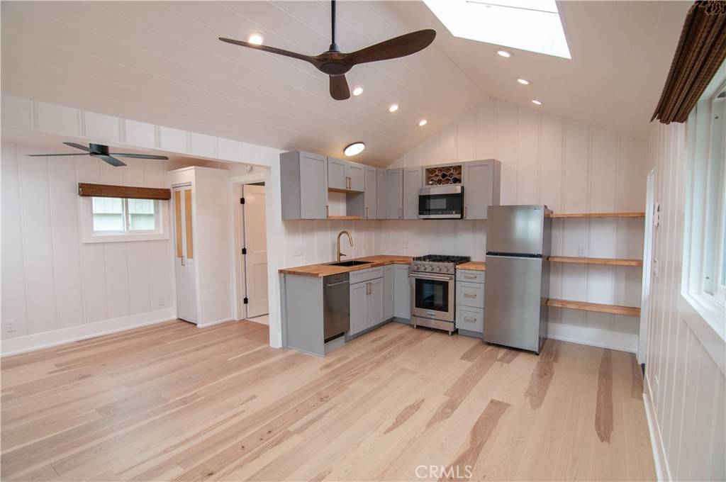 Laguna Beach, CA 92651,1259 Coast Highway #A