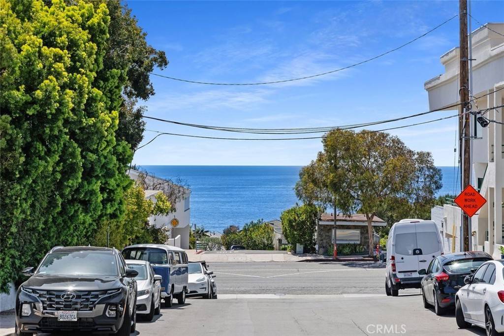 Laguna Beach, CA 92651,31645 2nd AVE