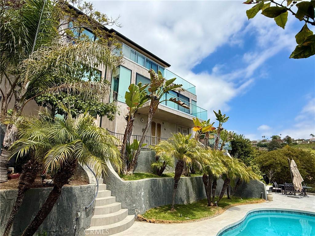 Laguna Beach, CA 92651,2421 Park AVE