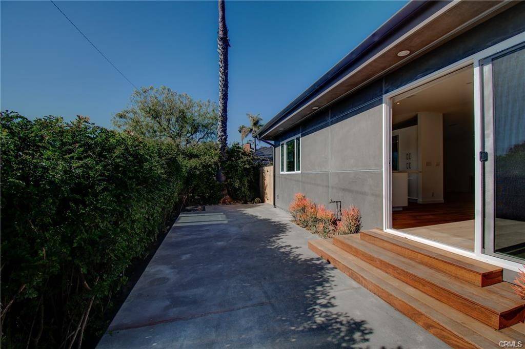 Laguna Beach, CA 92651,2880 Chateau WAY