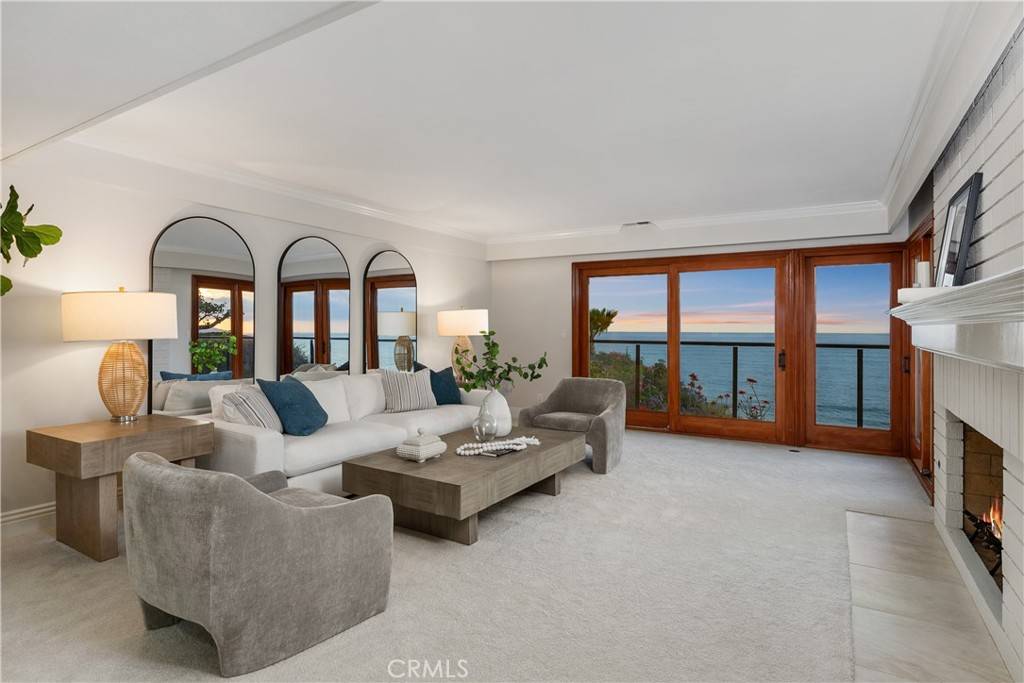 Dana Point, CA 92624,35451 Camino Capistrano