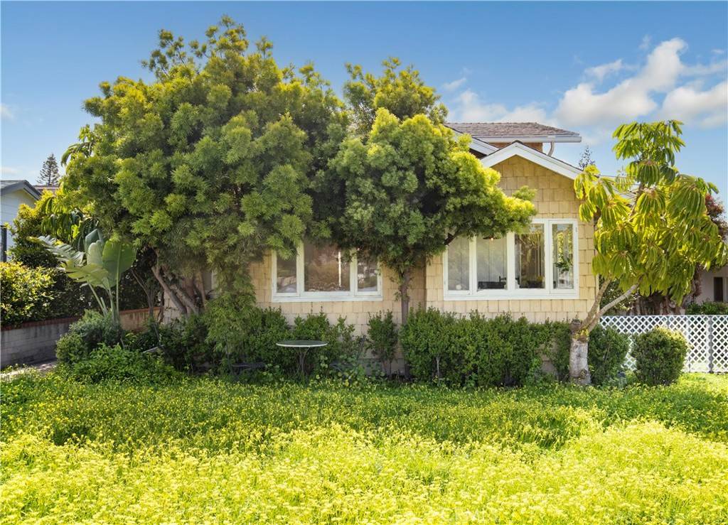 Laguna Beach, CA 92651,337 Hawthorne RD