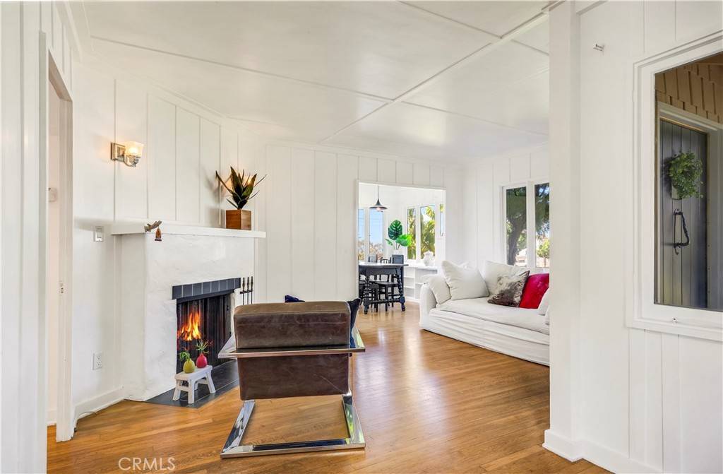 Laguna Beach, CA 92651,337 Hawthorne RD