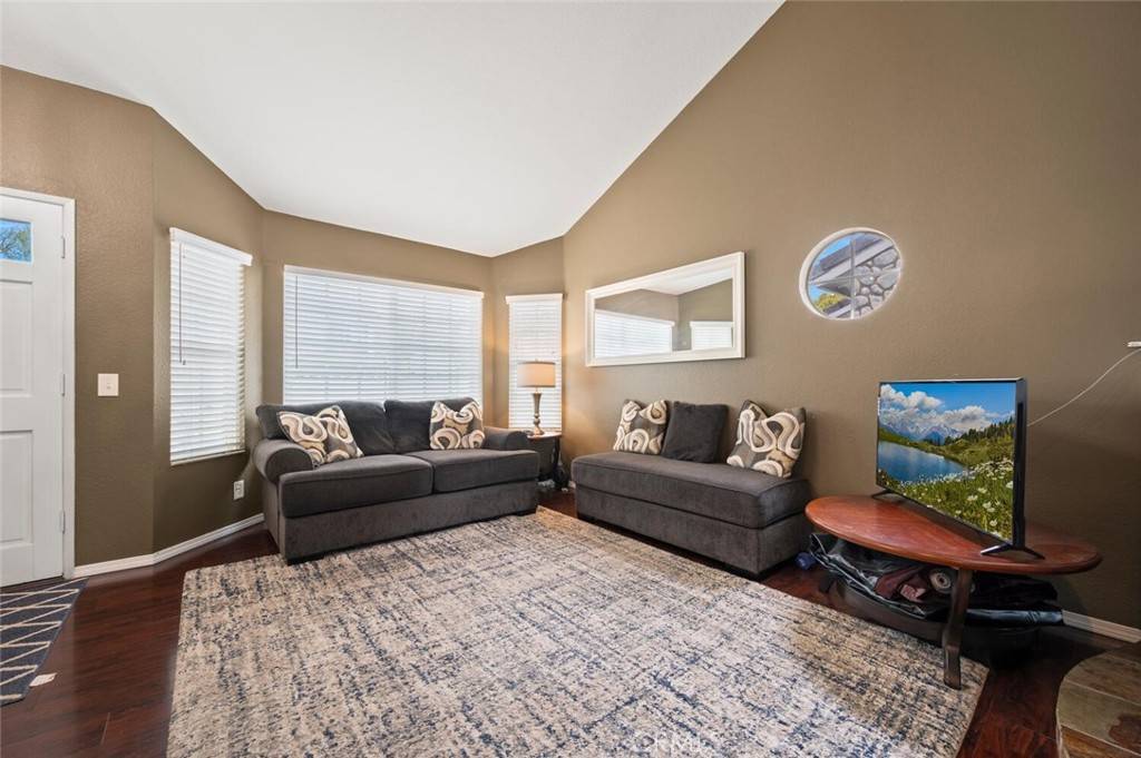 Aliso Viejo, CA 92656,36 Woodswallow LN