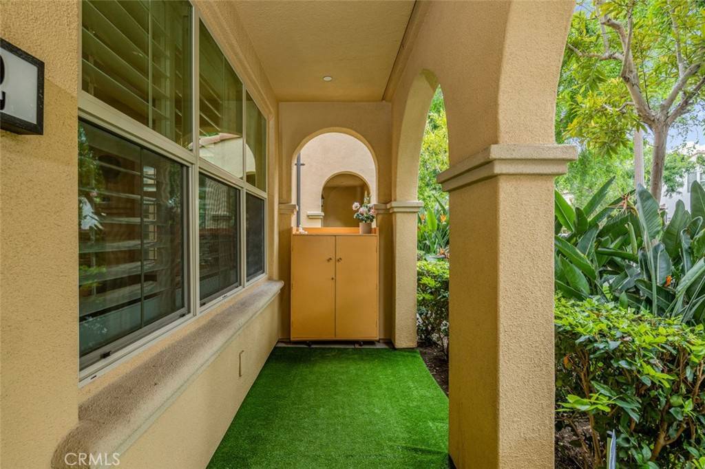 Irvine, CA 92620,102 Rose Arch #23