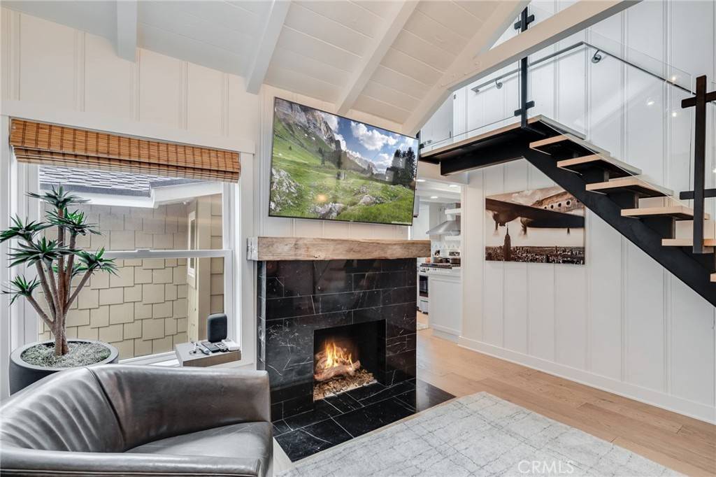 Laguna Beach, CA 92651,1259 S Coast HWY #Apt B