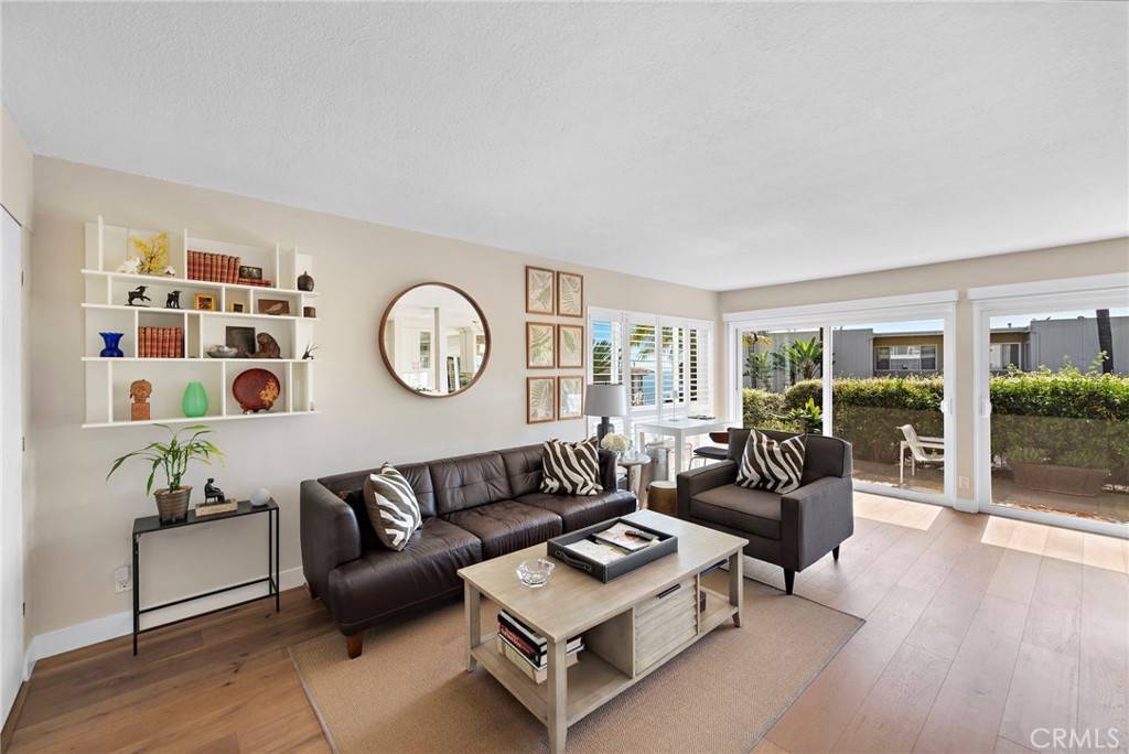 Laguna Beach, CA 92651,21703 Ocean Vista DR #102
