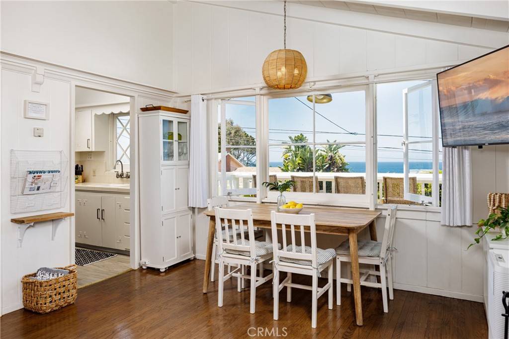 Laguna Beach, CA 92651,31834 Virginia WAY