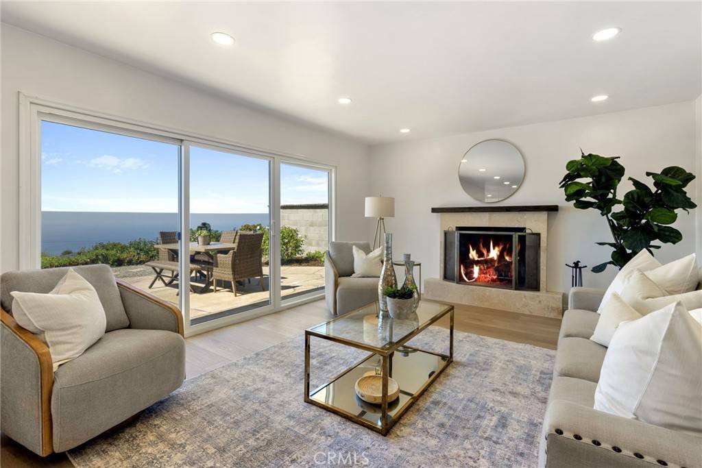 Laguna Beach, CA 92651,2967 Alta Laguna BLVD