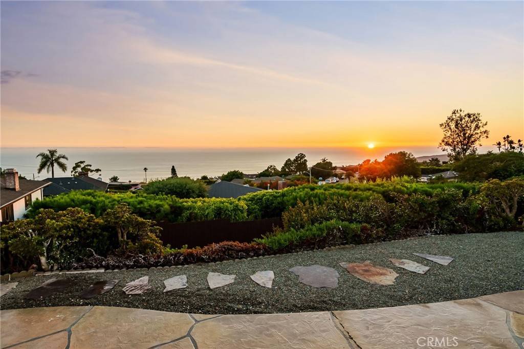 Laguna Beach, CA 92651,2967 Alta Laguna BLVD