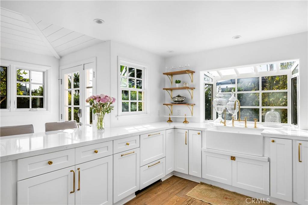 Laguna Beach, CA 92651,31847 8th AVE