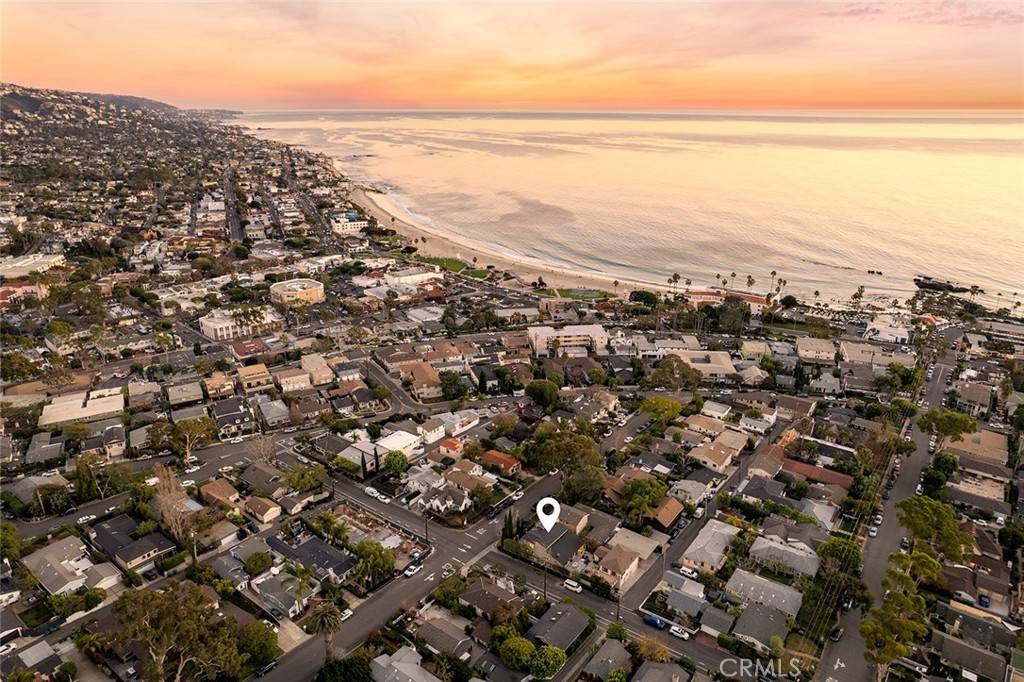 Laguna Beach, CA 92651,394 Poplar