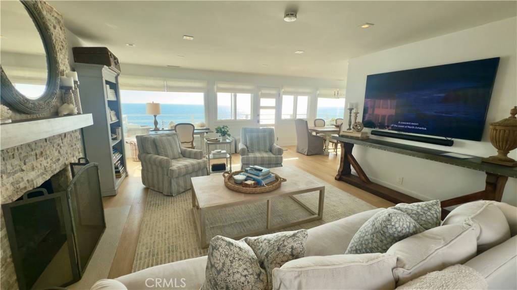 Laguna Beach, CA 92651,7 Camel Point DR