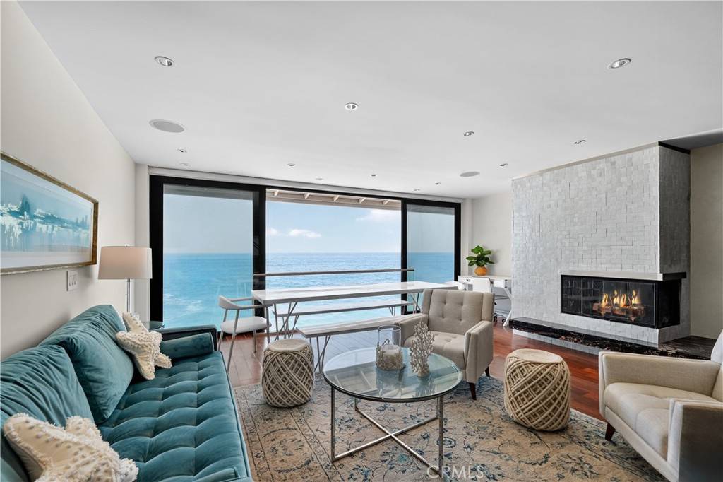 Laguna Beach, CA 92651,102 Blue Lagoon
