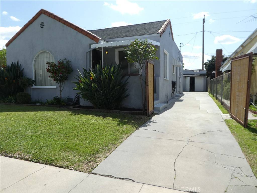 Los Angeles, CA 90022,6122 Fairfield ST