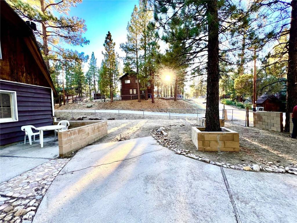 Big Bear City, CA 92314,828 W Sherwood BLVD