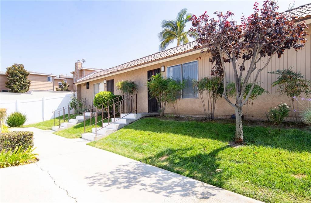 La Habra, CA 90631,732 W Lambert RD #31