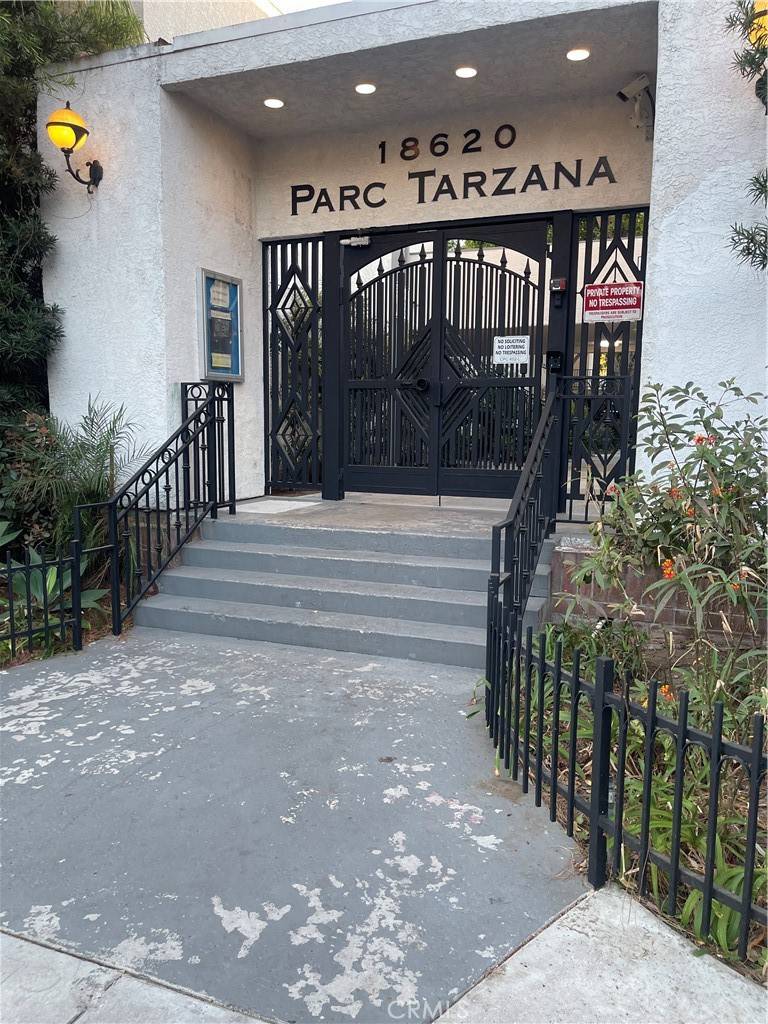 Tarzana, CA 91356,18620 Hatteras ST #272