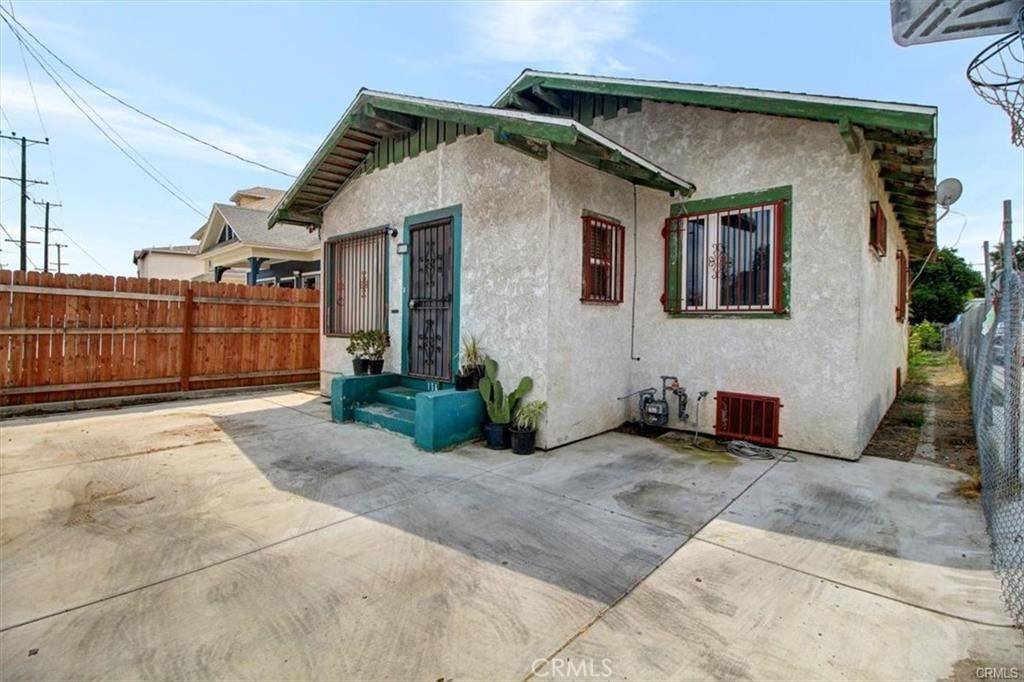 Los Angeles, CA 90011,736 E 40th PL