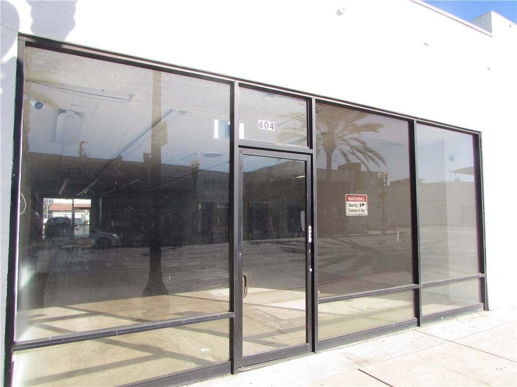 Montebello, CA 90640,602 W Whittier BLVD