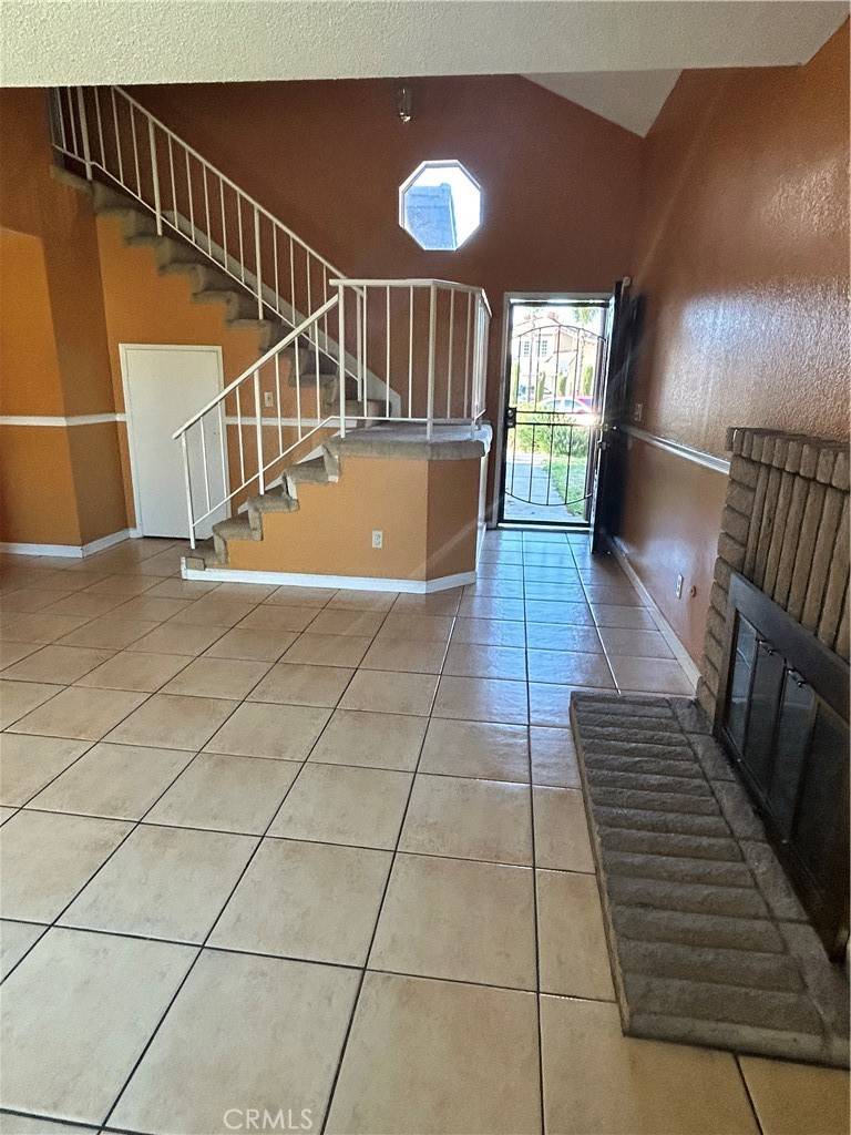 Moreno Valley, CA 92551,24349 Kurt CT