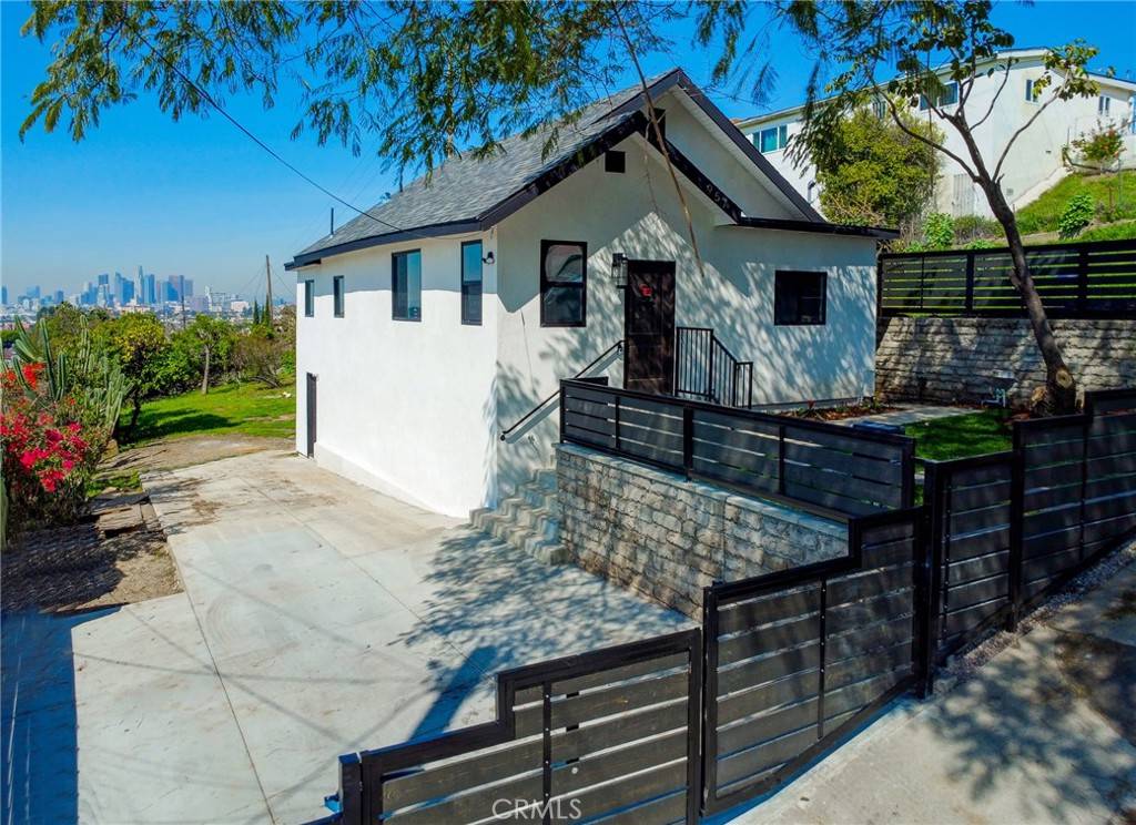 City Terrace, CA 90063,957 N Rowan AVE