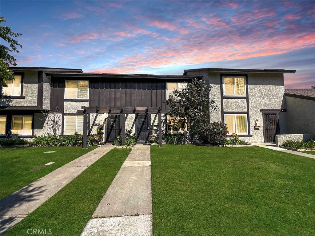 Stanton, CA 90680,7268 Penn WAY