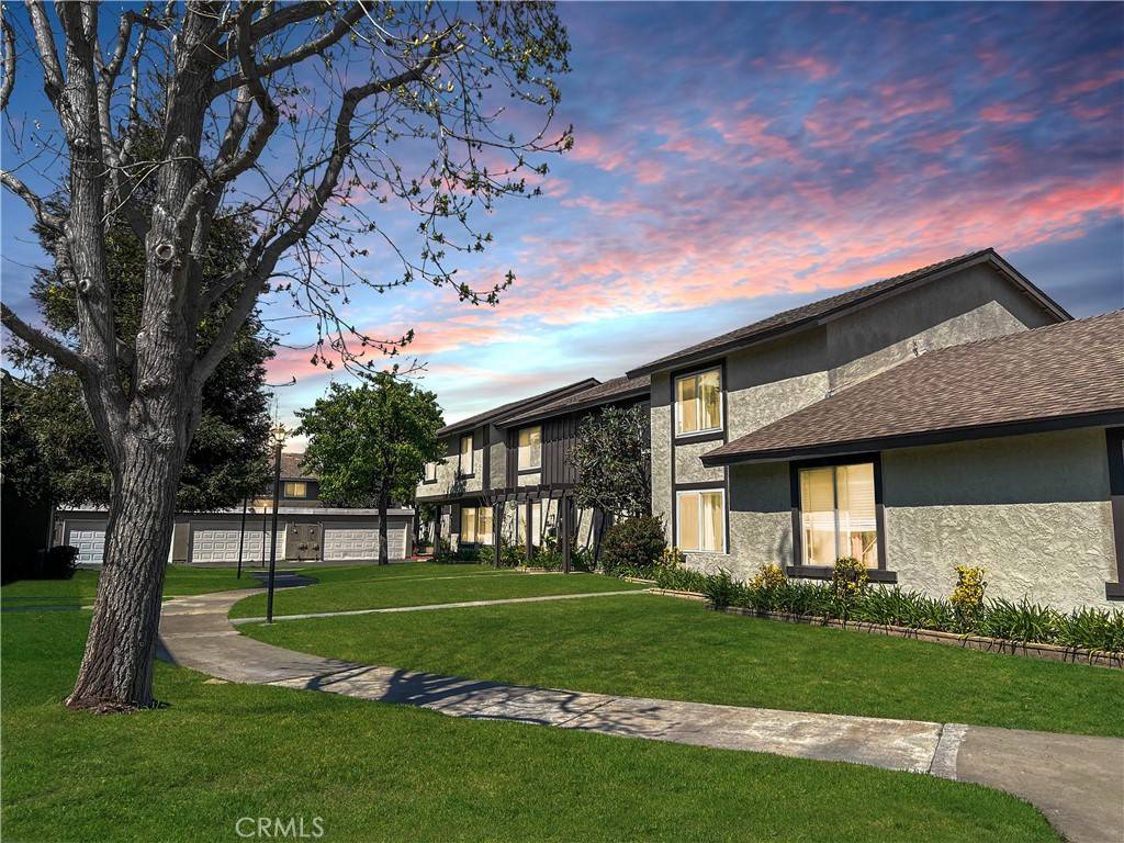7268 Penn WAY Stanton, CA 90680