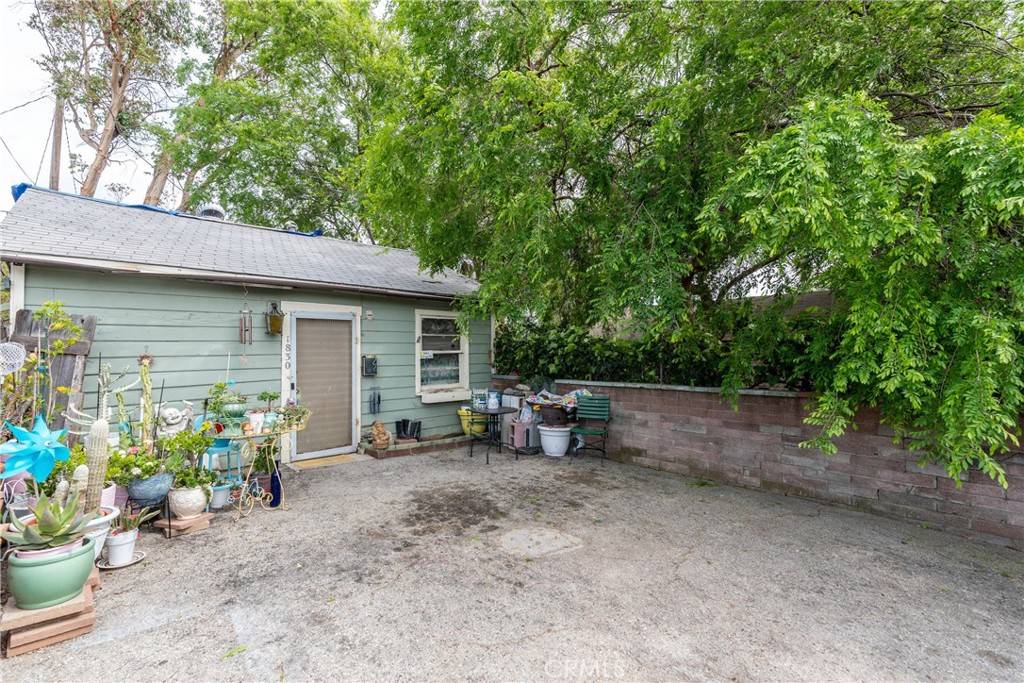 Pasadena, CA 91104,1655 E Woodbury RD