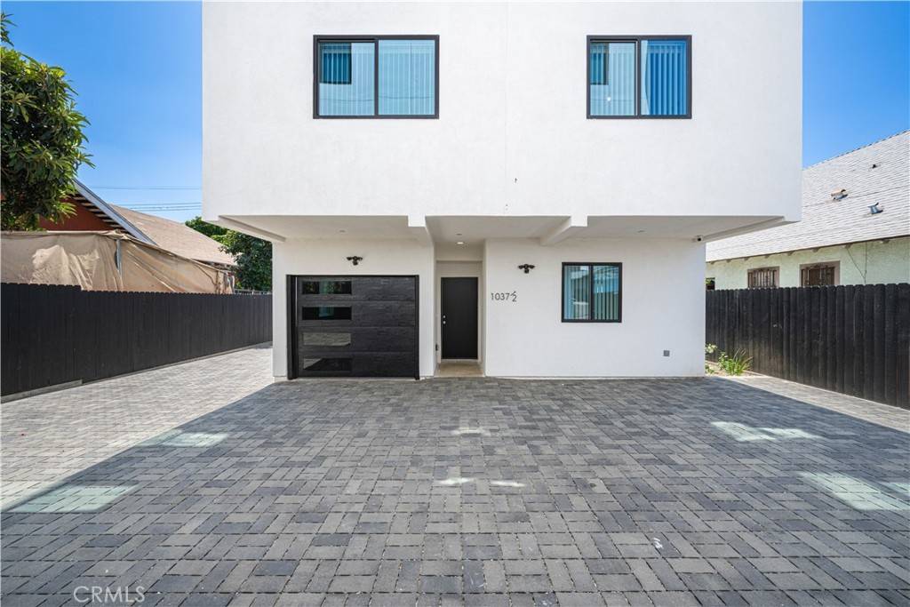 Los Angeles, CA 90037,1037 W 43rd ST