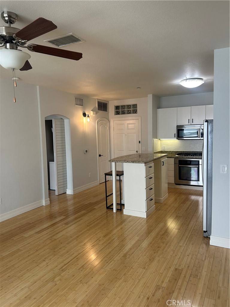 San Diego, CA 92101,525 11th AVE #1201