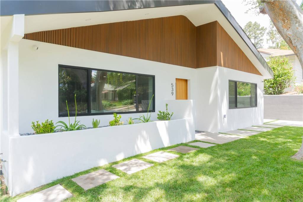 Pasadena, CA 91105,539 Avon AVE