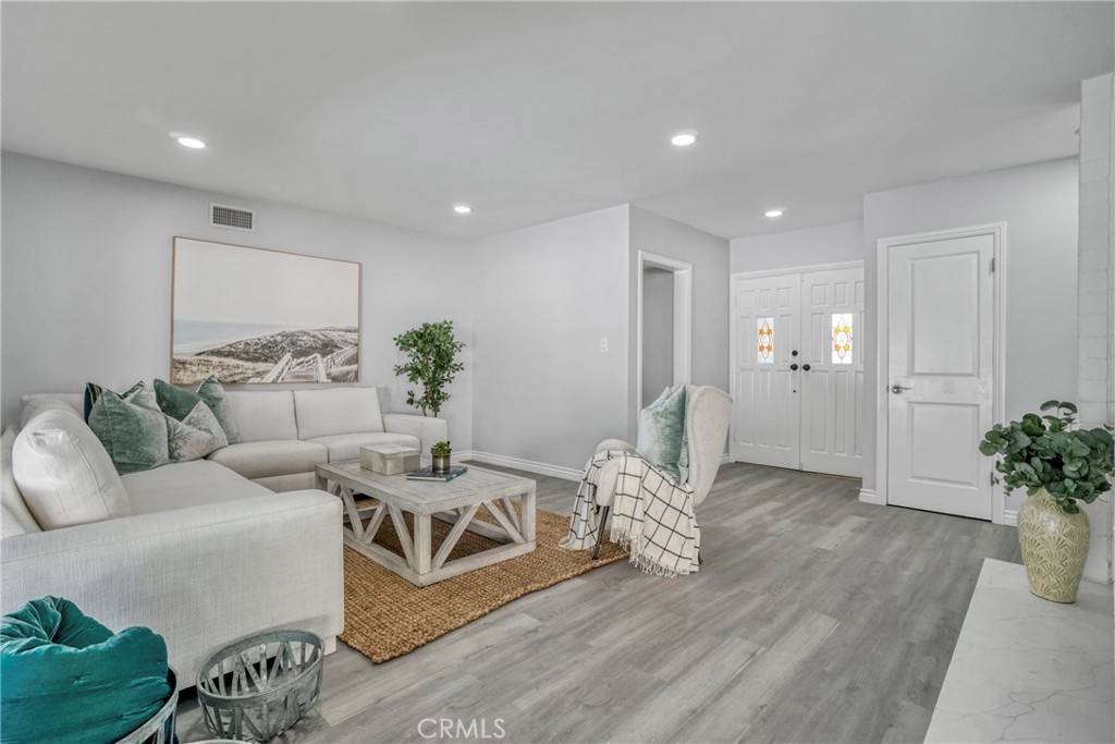 2063 Avenida Aprenda Rancho Palos Verdes, CA 90275