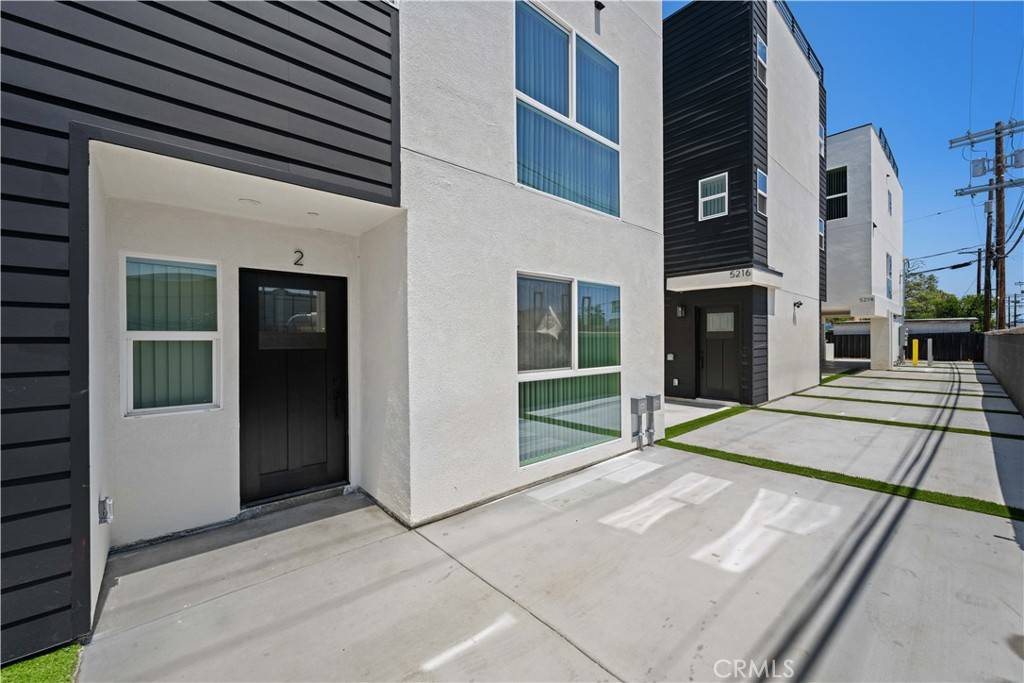 North Hollywood, CA 91601,5218 Auckland AVE #2
