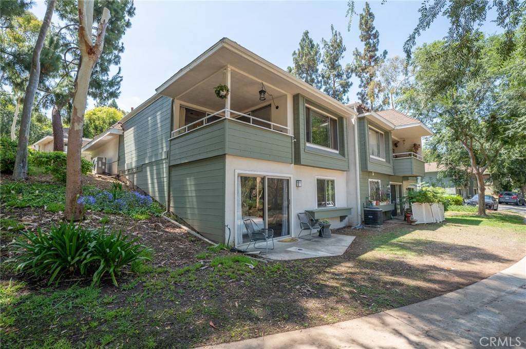 Laguna Hills, CA 92653,22215 Caminito Vino
