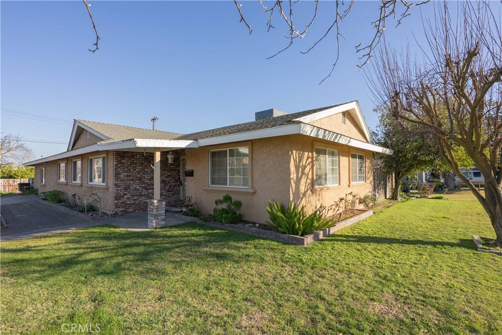 Livingston, CA 95334,1508 F ST