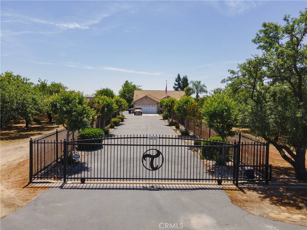 Winton, CA 95388,6839 Mercedes AVE