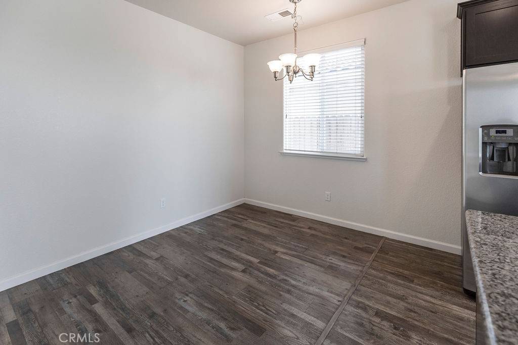 1450 La Sierra ST Merced, CA 95348