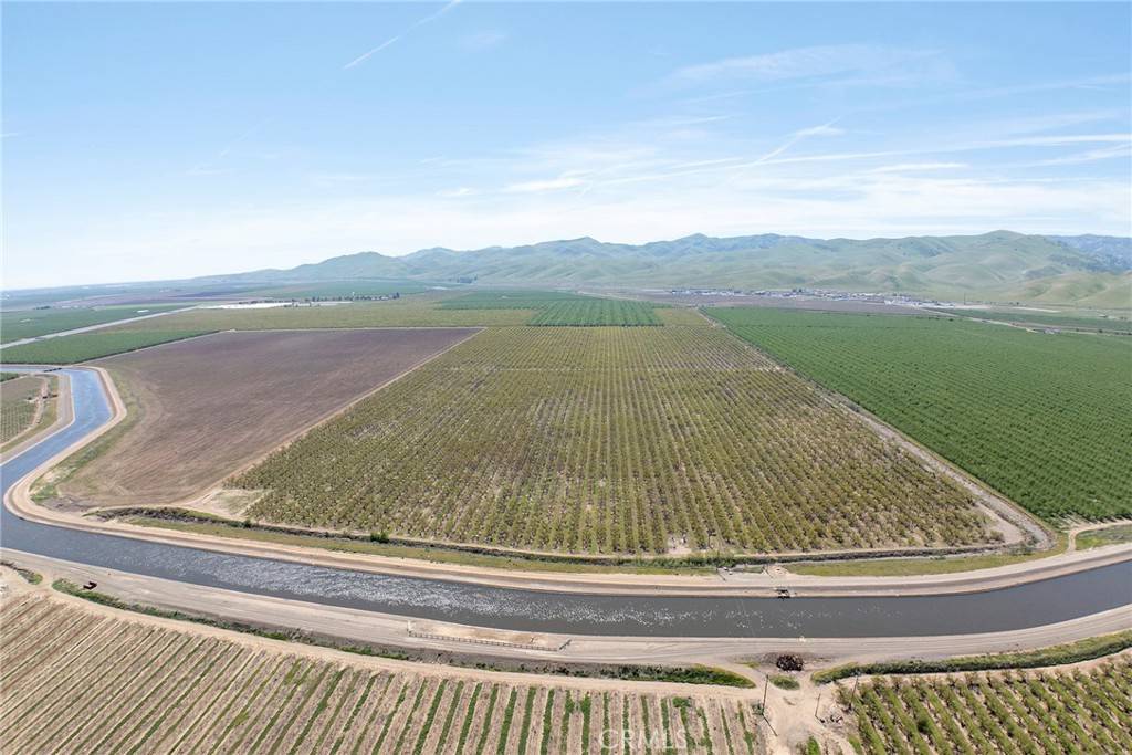 Patterson, CA 95360,1 Hamilton RD