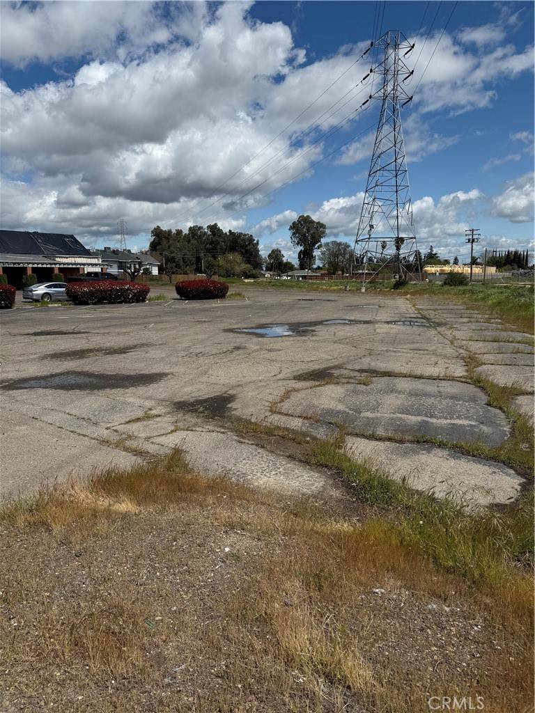 Atwater, CA 95301,3050 Winton WAY