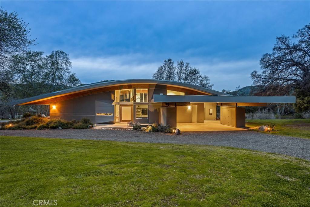 Sanger, CA 93657,26210 Elwood RD