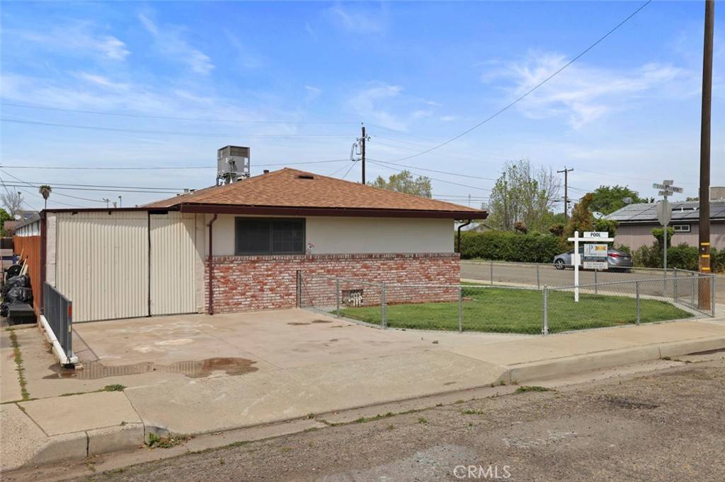 Chowchilla, CA 93610,360 S 14th ST