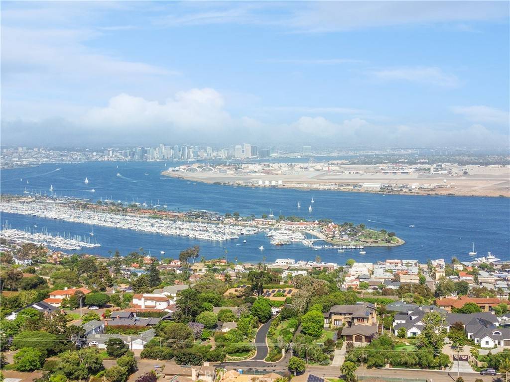 Point Loma, CA 92106,3791 Cedarbrae LN