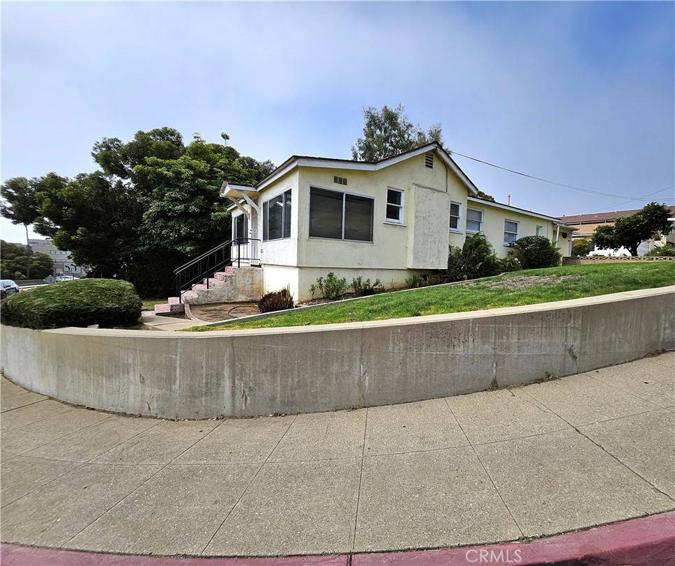 Pismo Beach, CA 93449,477 Hinds AVE