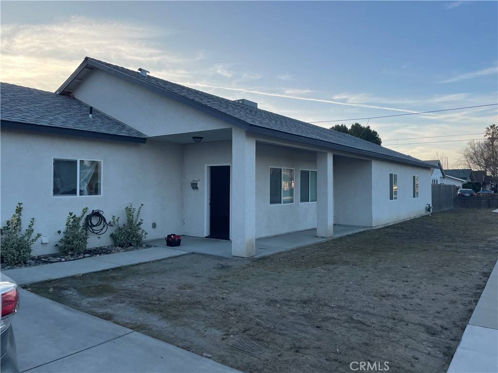 Chowchilla, CA 93610,525 N 3rd ST